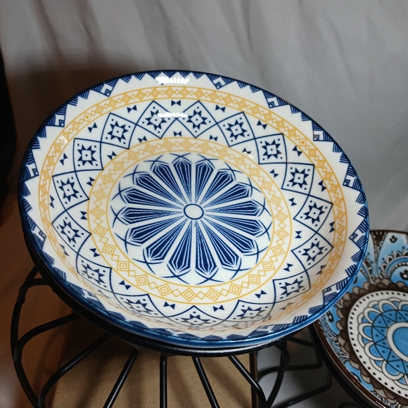 Ceramic Elevated Cat Bowls - Picture 3 of 12